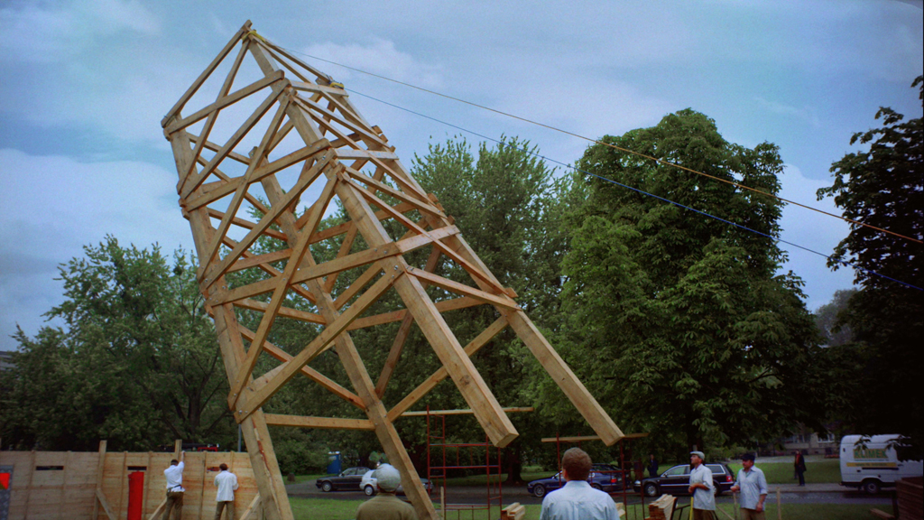 Mur i wieża (Wall and Tower), 2009, video still