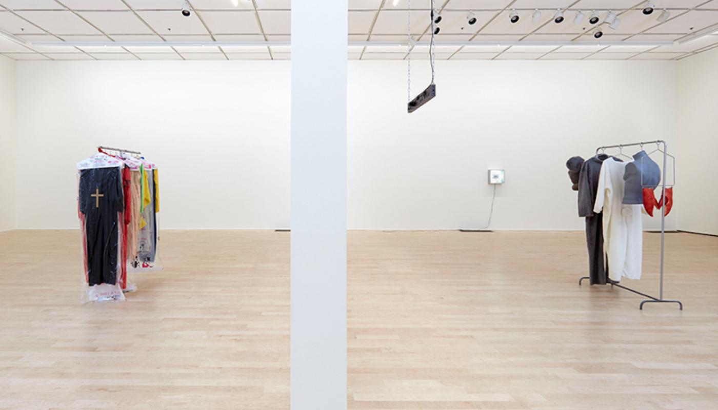 Ellen Schafer, “Adult Costume,” installation view, University Art Gallery, UC Irvine © 2020. Photo: Paul Salveson. Ellen Schafer, “Adult Costume,” installation view, UC Irvine © 2020. Photo: Paul Salveson.